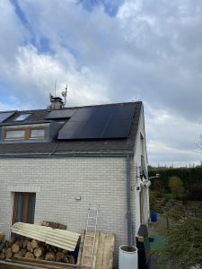 Fotovoltaická elektrárna Rodinný dům, Statenice | 8,61 kWp + 10,67 kWh
