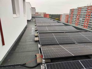 Fotovoltaická elektrárna Herkules – střešní instalace 44 kWp v Praze