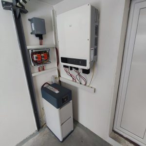 Fotovoltaická elektrárna Herkules – střešní instalace 44 kWp v Praze